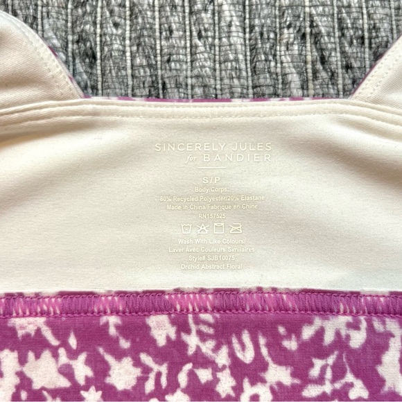 Sincerely Jules for Bandier Rue Sports Bra in Orchid Abstract Floral in size S/P - Picture 4 of 5